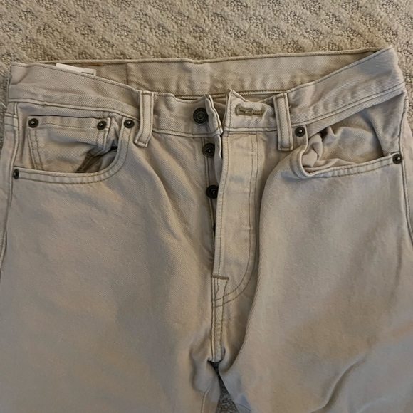 Vintage Levi’s cream 501s - Picture 3 of 5